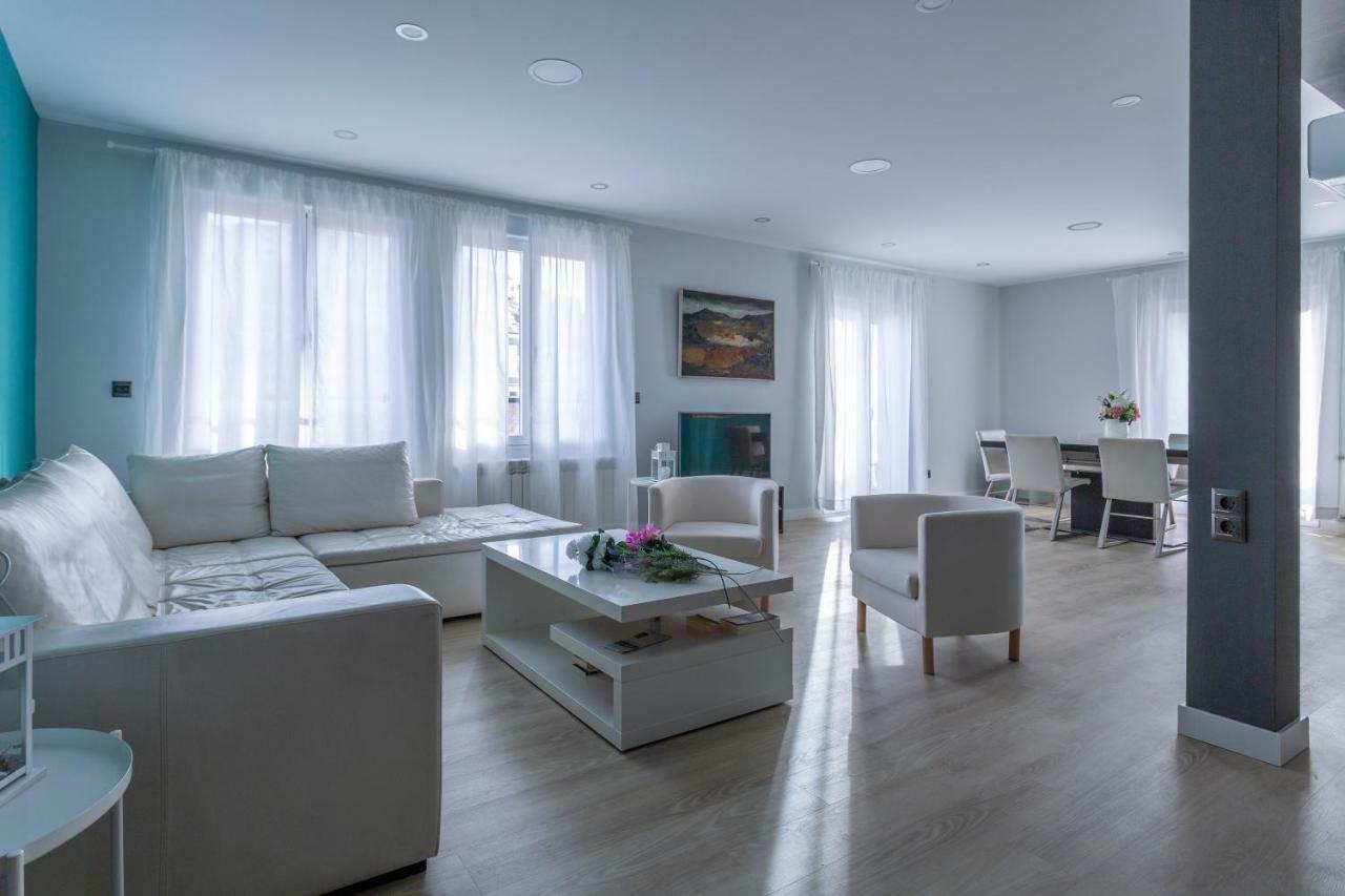 Gran Via Deluxe Διαμέρισμα Γρανάδα Εξωτερικό φωτογραφία
